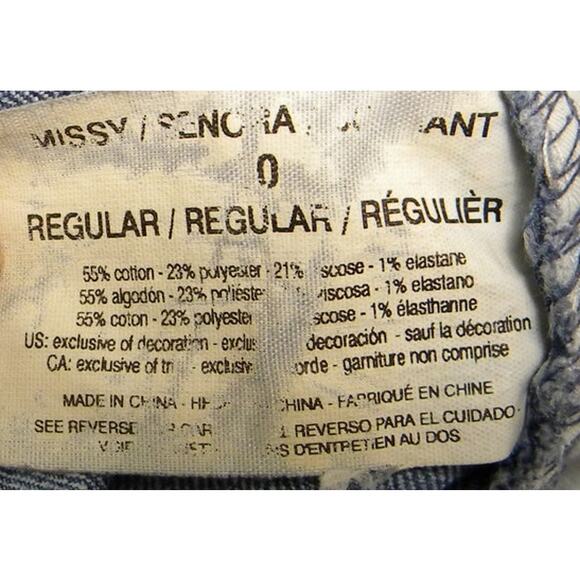 Vintage America Medium Wash Embroidered Boyfriend Jeans Red Floral Denim Size 10 - Picture 6 of 8